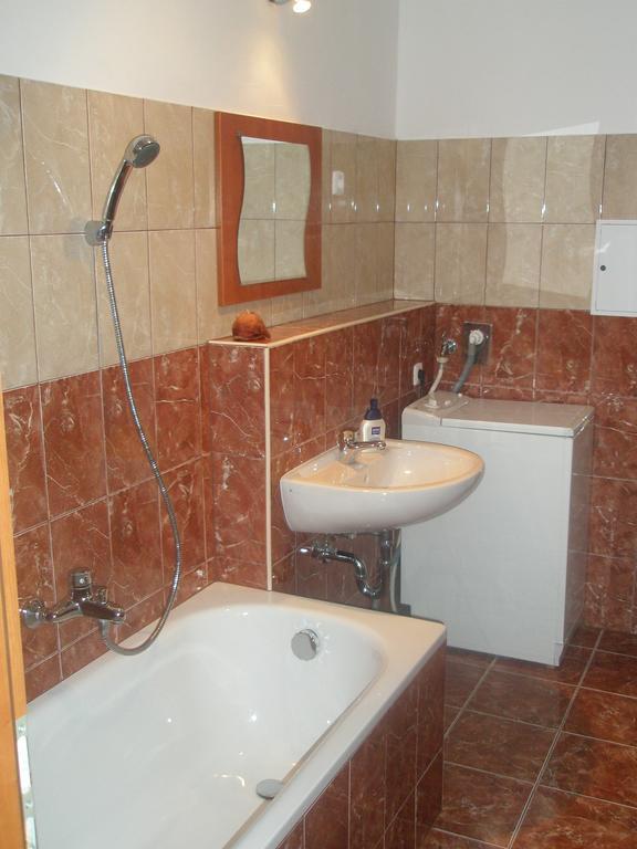 Club218 Relax Family Apartman Siófok Buitenkant foto